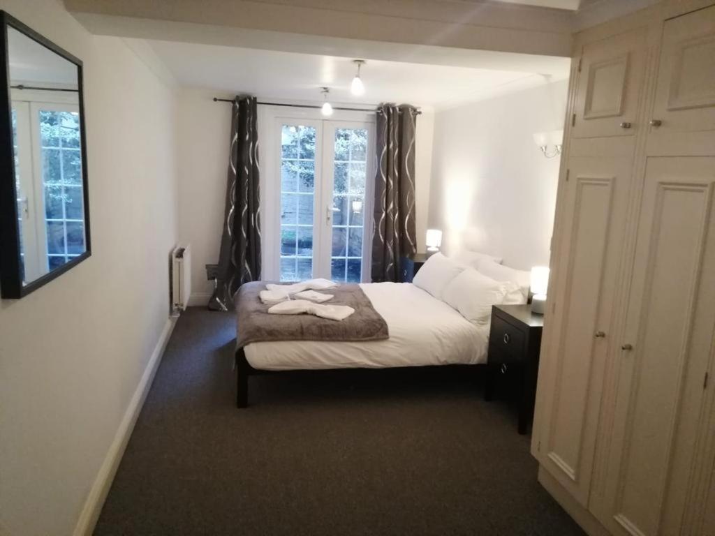 Entire 2-Bedroom Flat In Camden Londres Exterior foto