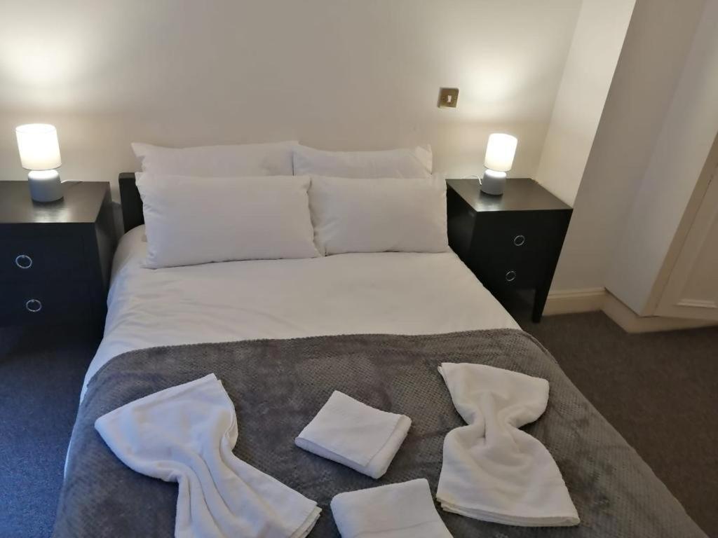 Entire 2-Bedroom Flat In Camden Londres Exterior foto