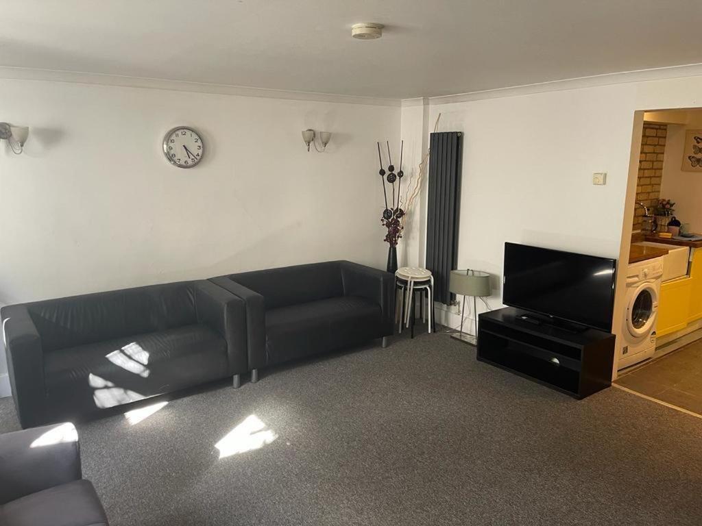 Entire 2-Bedroom Flat In Camden Londres Exterior foto